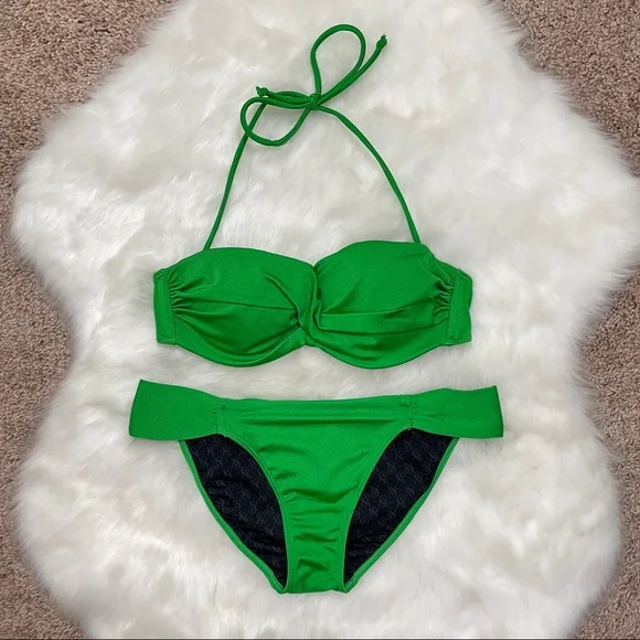 🚫SOLD🚫 Victoria's Secret Emerald Green Very Sexy Line Halter Strapless Bikini - Picture 2 of 16